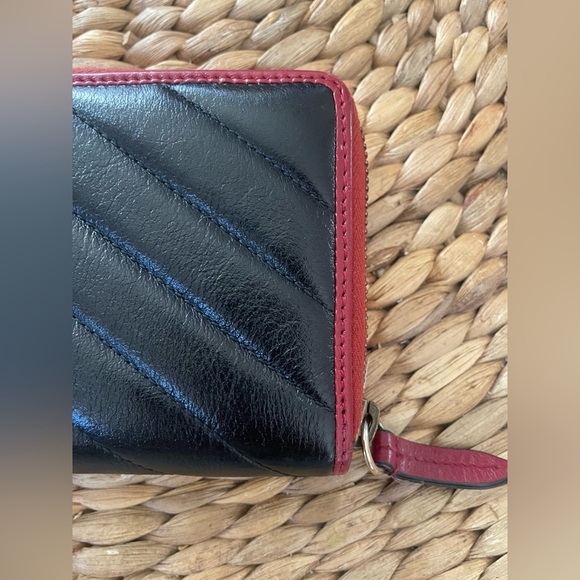 Gucci GG Marmot Zip Around Wallet - Picture 5 of 12